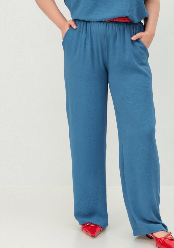 Брюки с карманами, свободного кроя шир.  580, рис. 30