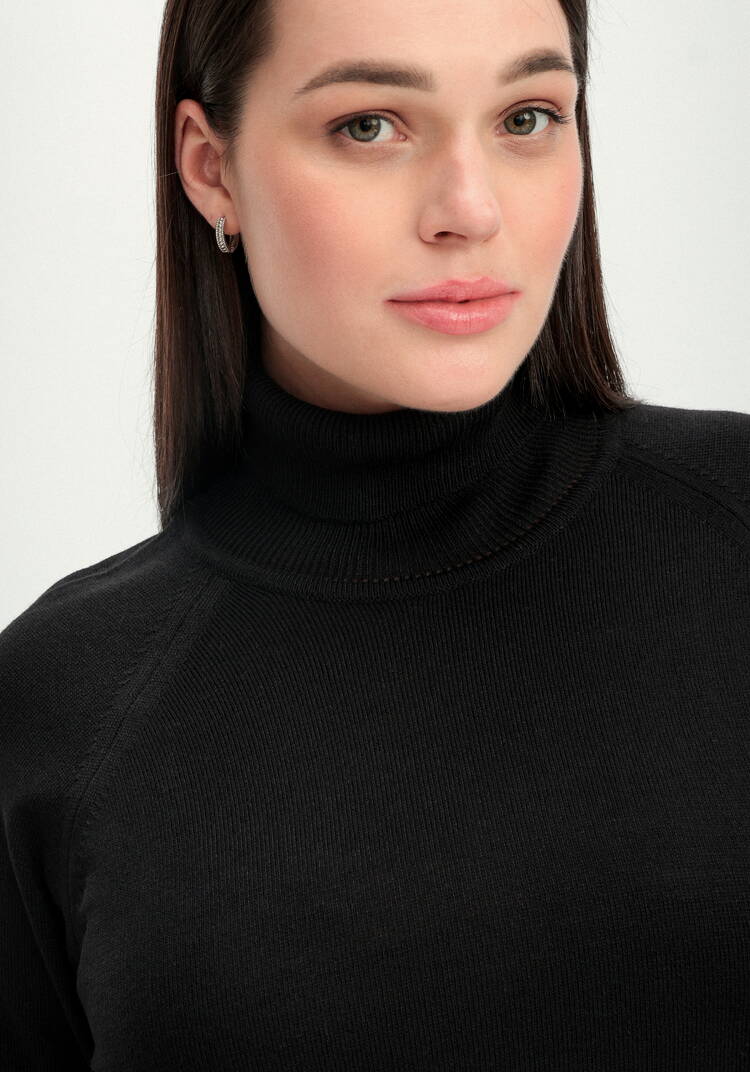 Джемпер прямого силуэта с высоким воротом шир.  750, рис. 37