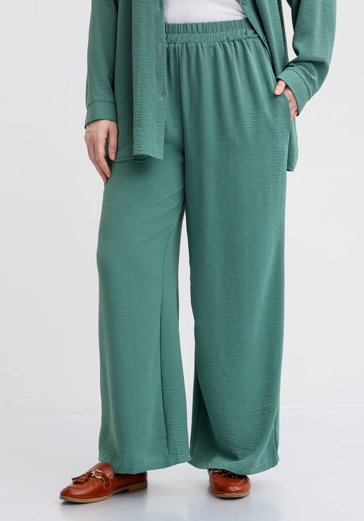 Костюм двойка с брюками шир.  750, рис. 12