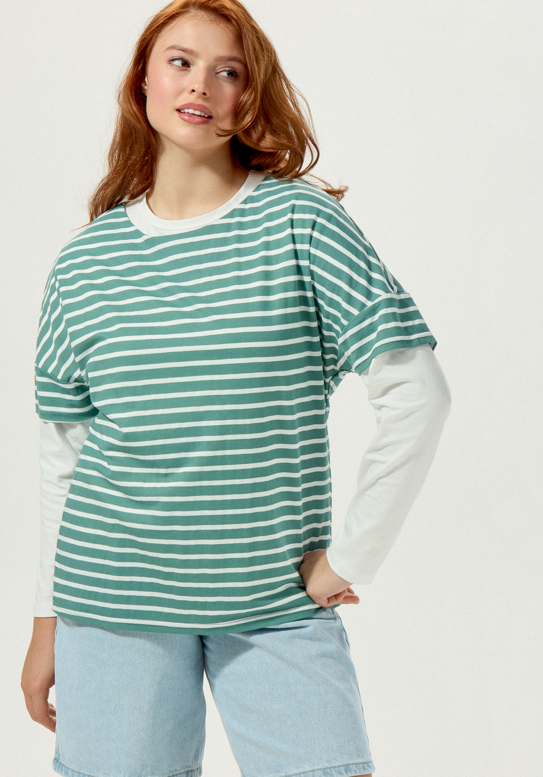 Футболка в горизонтальную полоску 1499₽