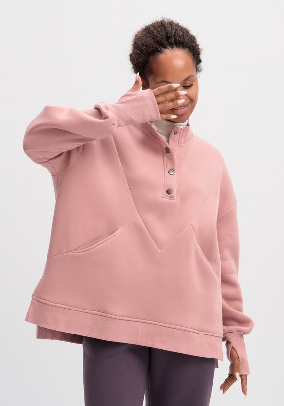 Толстовка с застёжкой на кнопках шир.  580, рис. 17