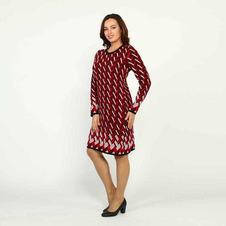 Платье вязаное с геометрическим рисунком шир.  750, рис. 8