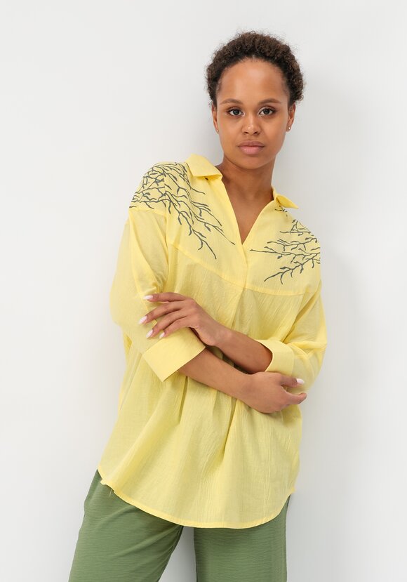 Блуза с принтом по плечам шир.  580, рис. 23