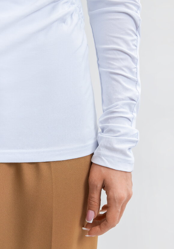 Водолазка со сборкой Хельга шир.  580, рис. 12