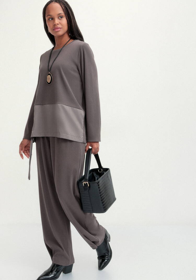 Блуза трикотажная из комбинированной ткани шир.  750, рис. 11