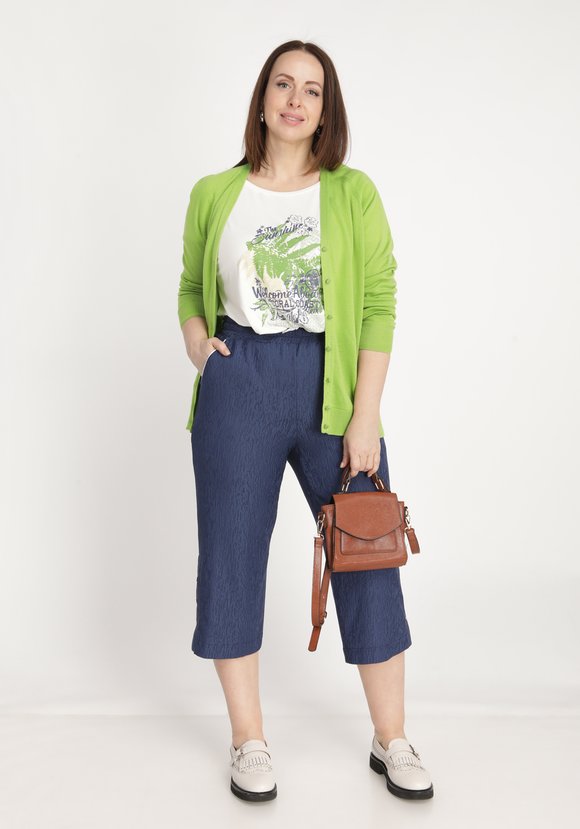 Кардиган с V-образным вырезом шир.  580, рис. 19