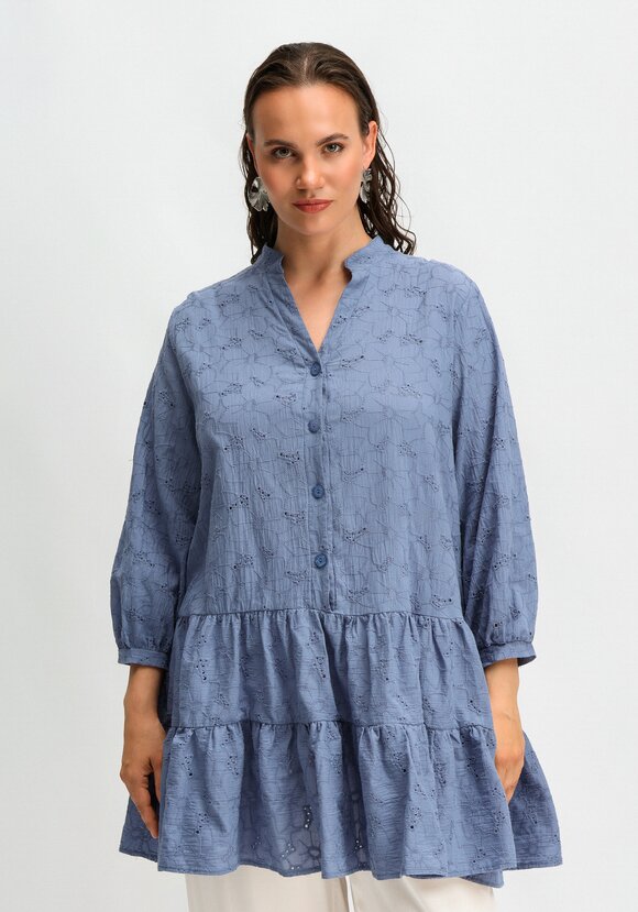 Туника из шитья с ярусами на пуговицах шир.  580, рис. 12