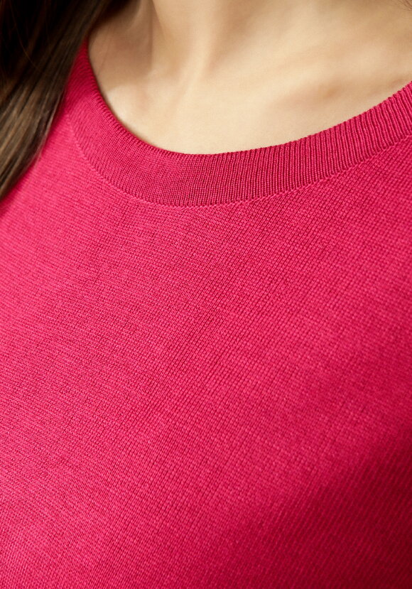 Джемпер с припуском на свободу движения шир.  580, рис. 19