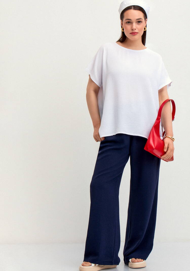 Блуза с круглой горловиной и разрезами шир.  750, рис. 30