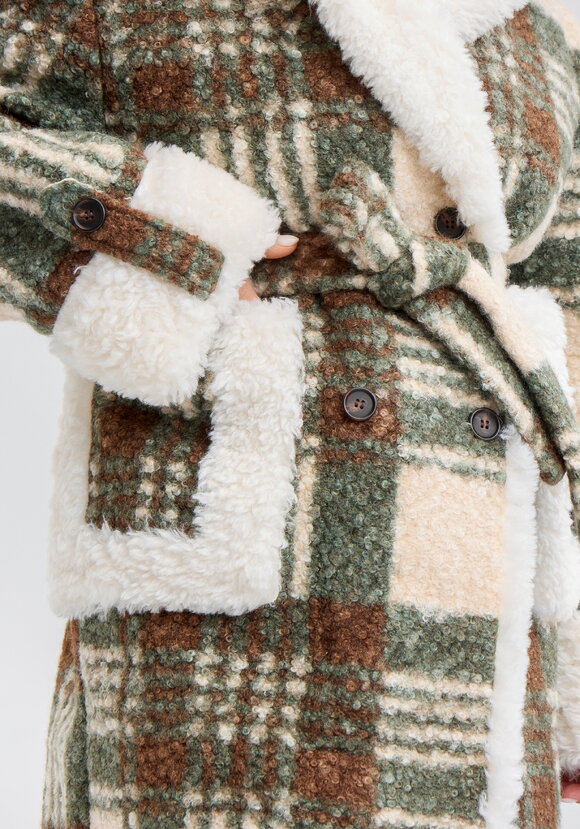 Пальто-эко в клетку шир.  580, рис. 20