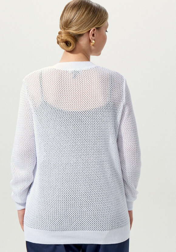 Бомбер ажурный на свободу движения шир.  580, рис. 17