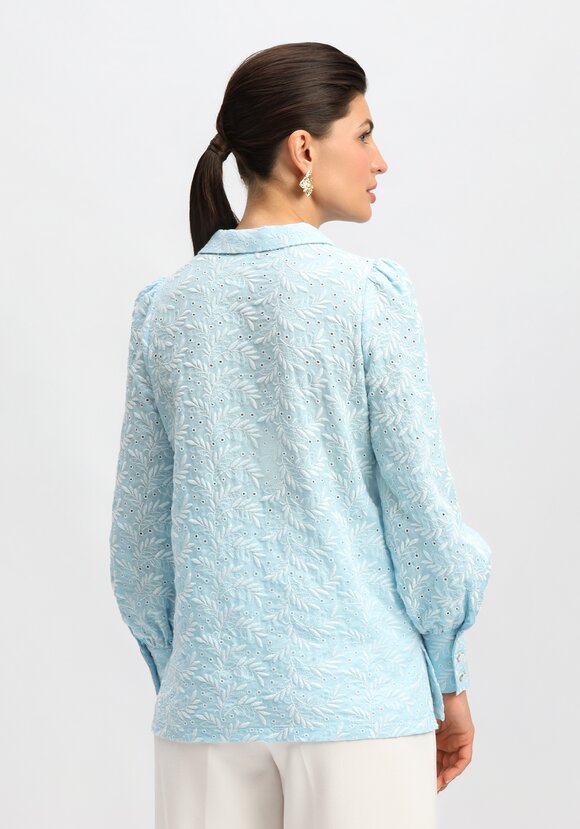 Блуза с английским воротником из шитья — купить за руб в магазине Леомакс