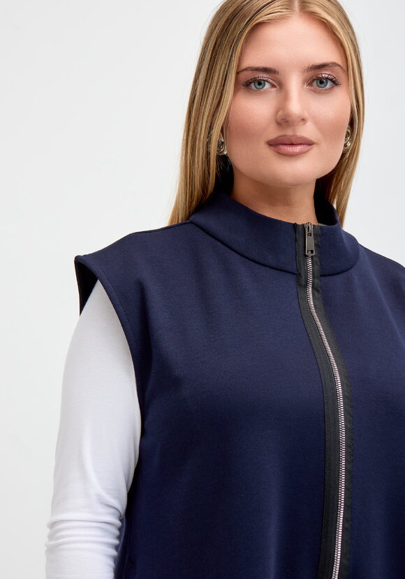 Жилет Кристина шир.  580, рис. 11