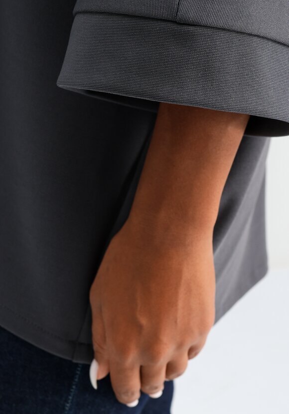 Блуза из плотного трикотажа шир.  580, рис. 13