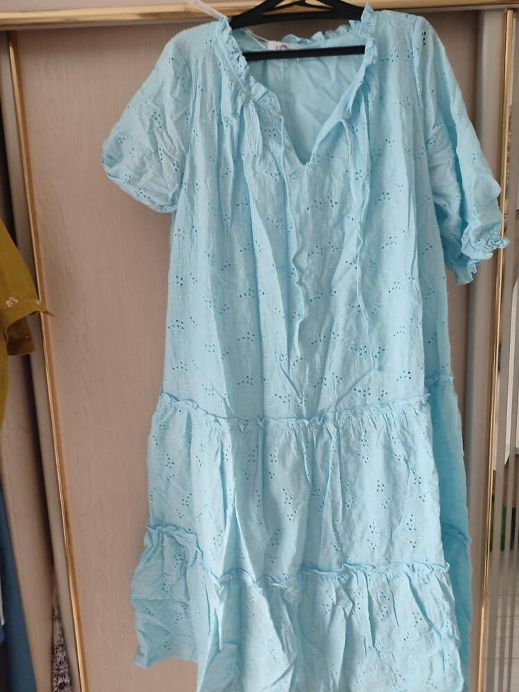 Платье женское шир.  750, рис. 1
