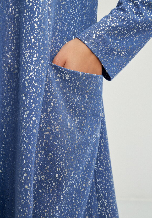 Туника с мерцающим напылением шир.  580, рис. 14