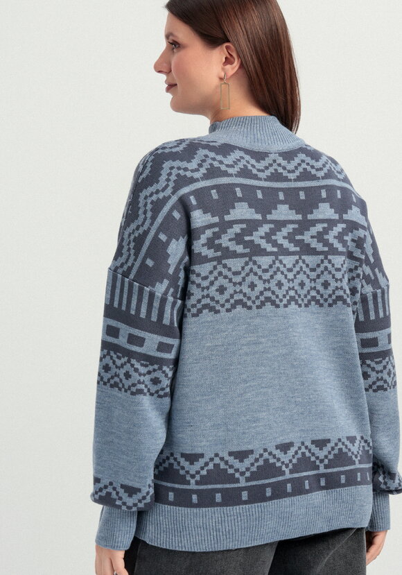 Свитер с геометрическим орнаментом шир.  580, рис. 11