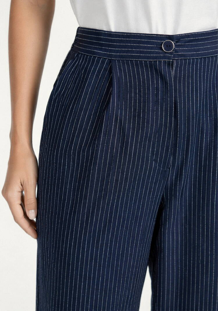 Костюм из жакета и брюк в полоску шир.  750, рис. 36