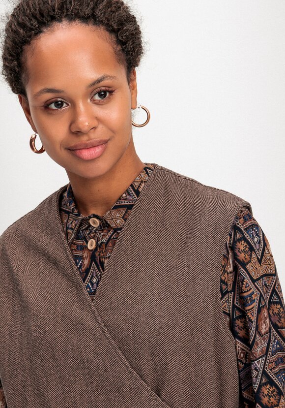 Жилет на запах свободного кроя шир.  580, рис. 16