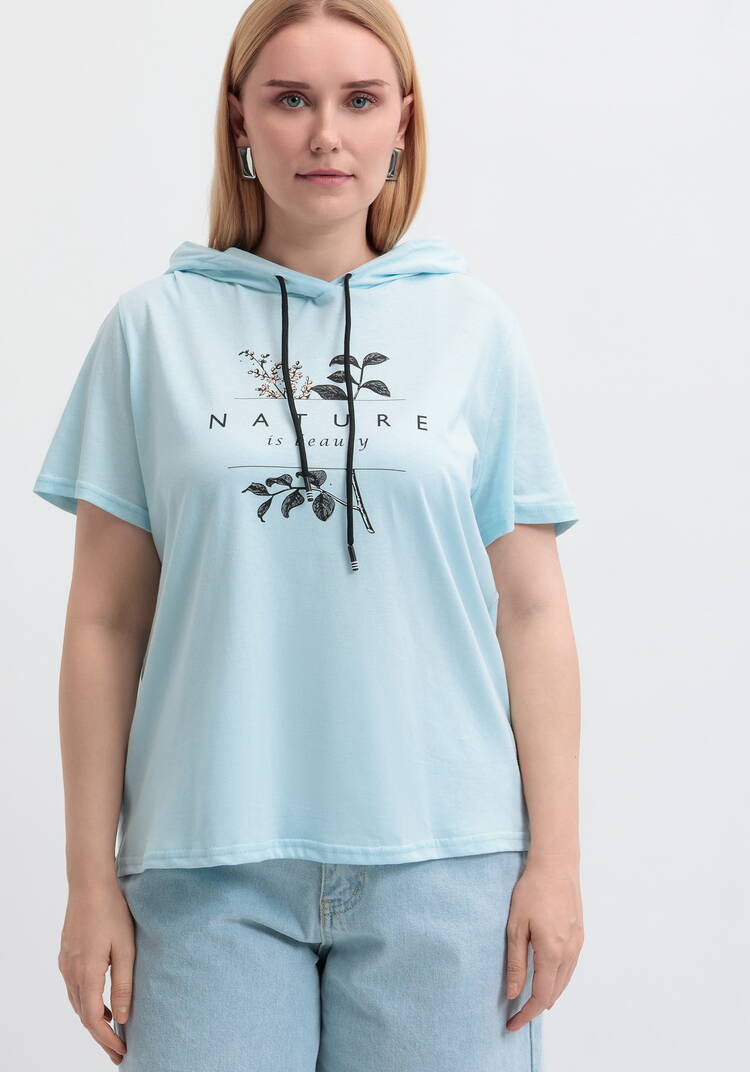 Футболка с капюшоном и принтом шир.  750, рис. 14