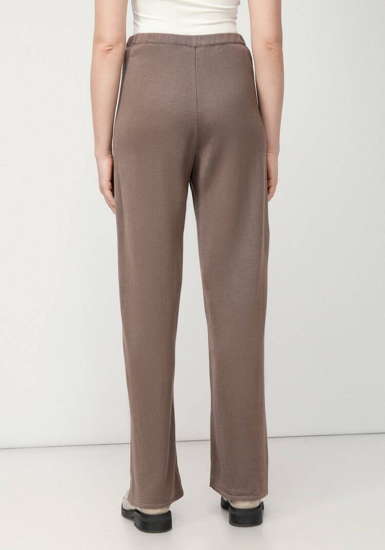 Костюм трикотажный свободного кроя шир.  750, рис. 5