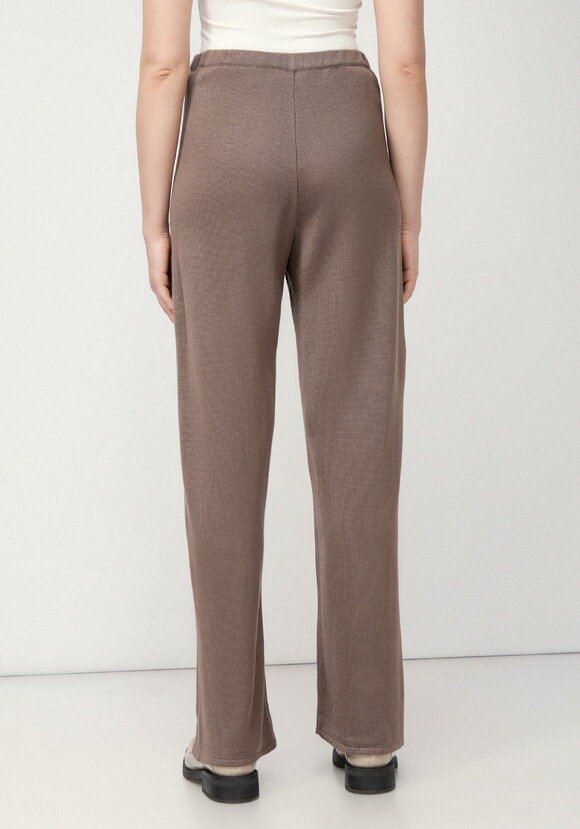 Костюм трикотажный свободного кроя шир.  580, рис. 5