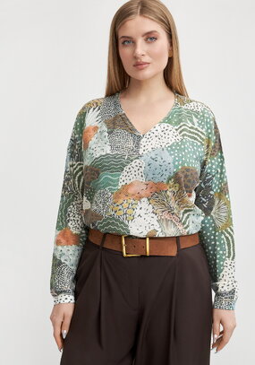 Джемпер с художественным рисунком Агата