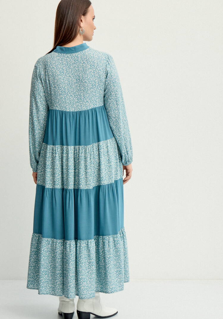 Платье с ярусами и V-образным вырезом шир.  750, рис. 19