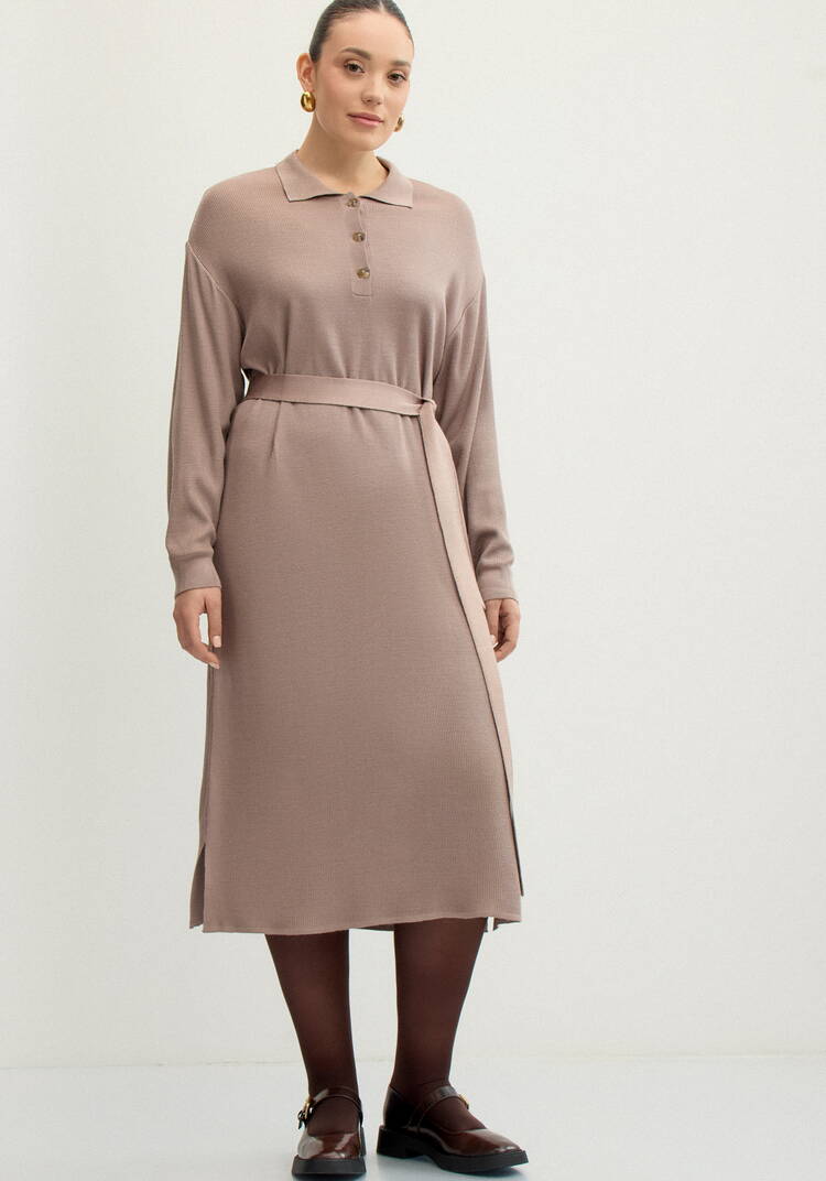 Платье поло с поясом шир.  750, рис. 7