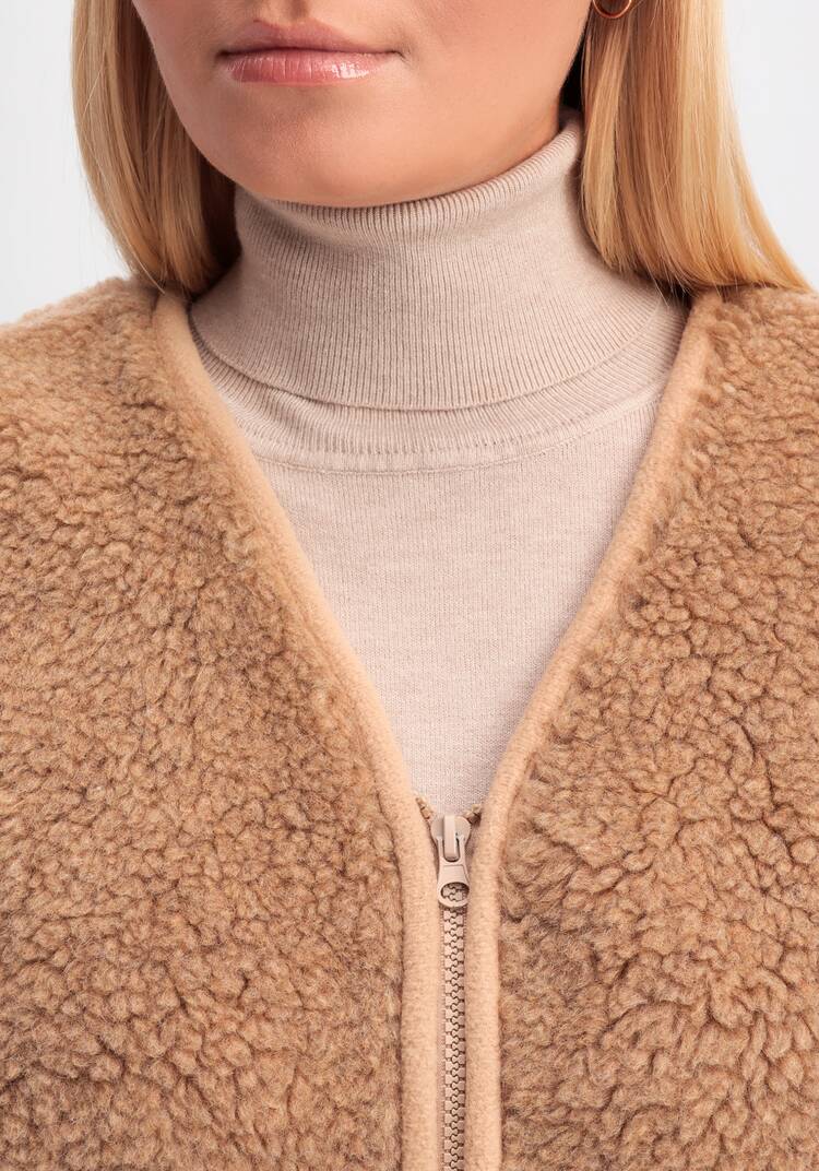 Жилет меховой с верблюжьей шерстью шир.  750, рис. 4