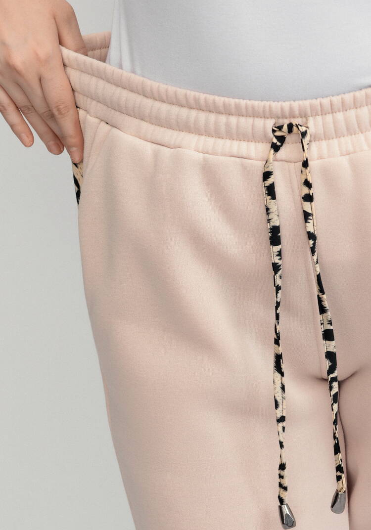 Брюки с леопардовыми лампасами шир.  750, рис. 22