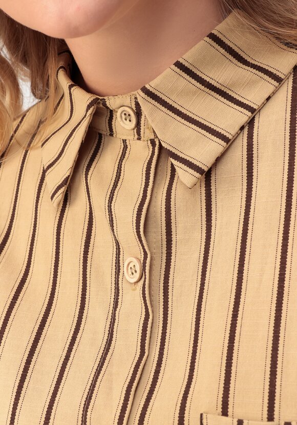 Рубашка Гвен в полоску шир.  580, рис. 7