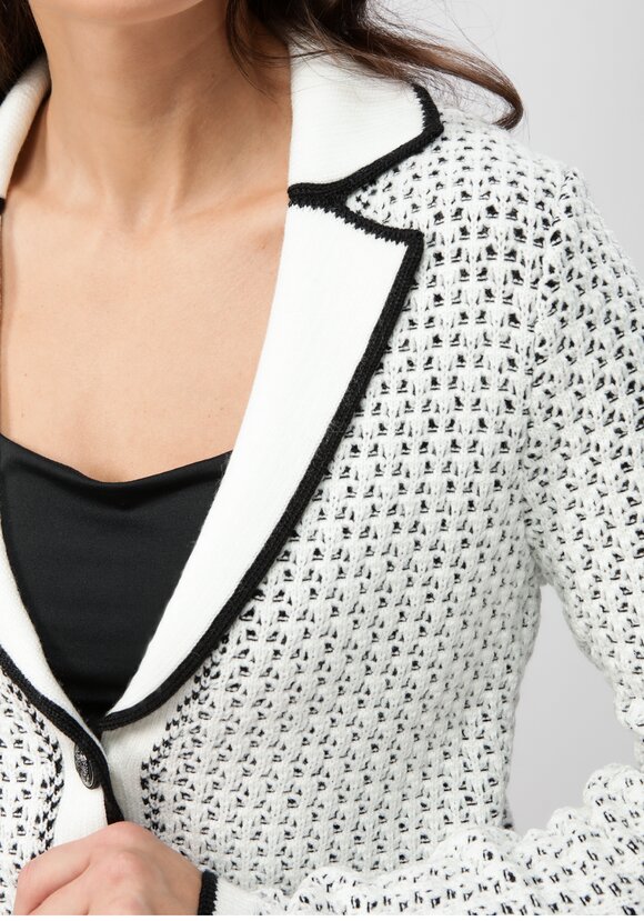 Пиджак с воротником и накладными карманами шир.  580, рис. 5