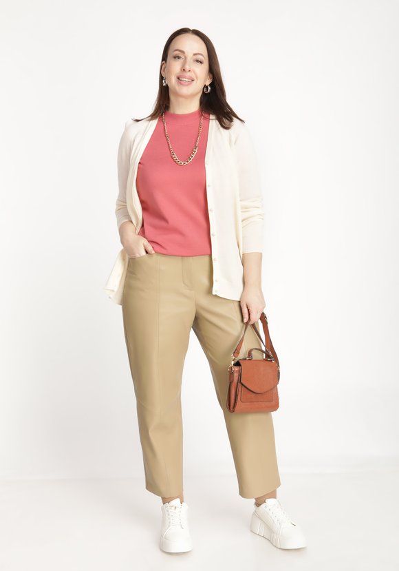 Кардиган с V-образным вырезом шир.  580, рис. 14