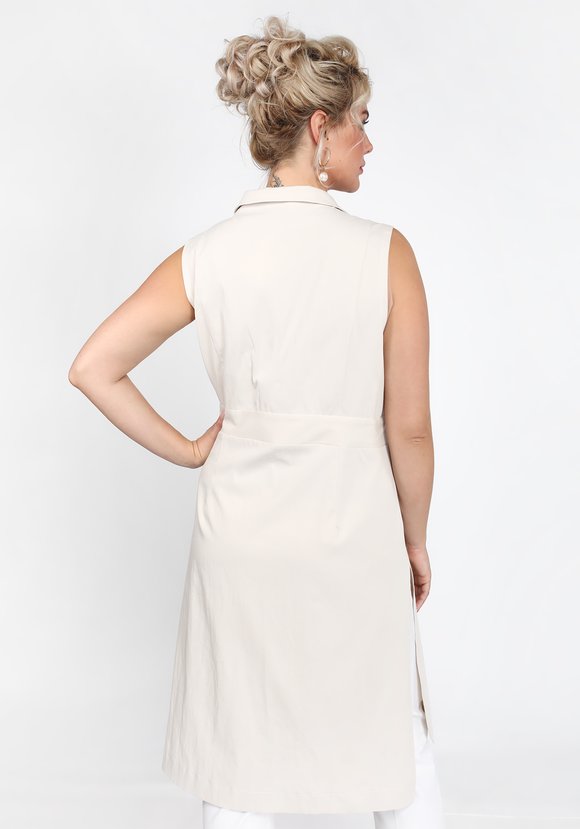 Жилет с запахом на поясе шир.  580, рис. 7