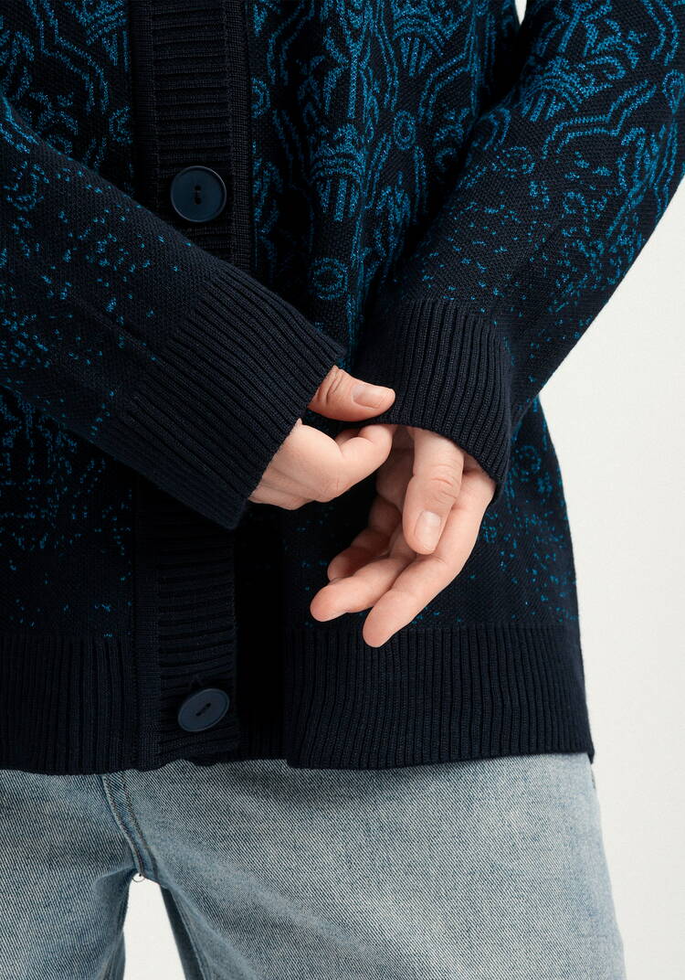 Кардиган с узорами и эффектом деграде шир.  750, рис. 14