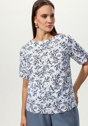 Блуза с пуговицей по спинке