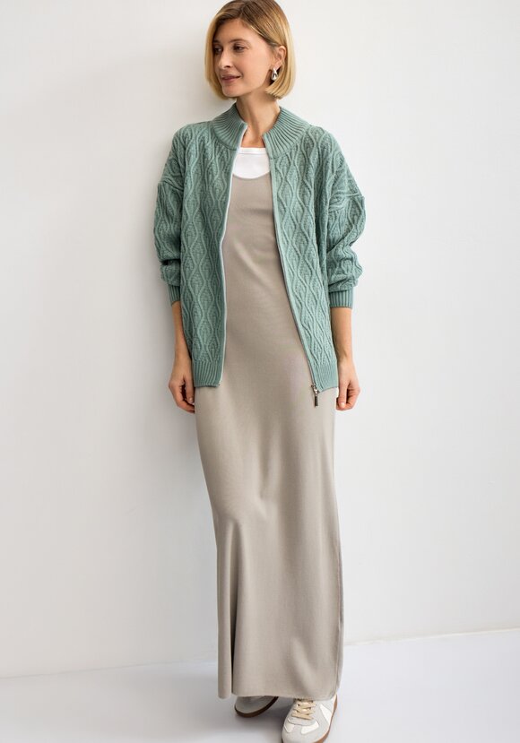 Кардиган на молнии с вязкой в виде ромбов шир.  580, рис. 8