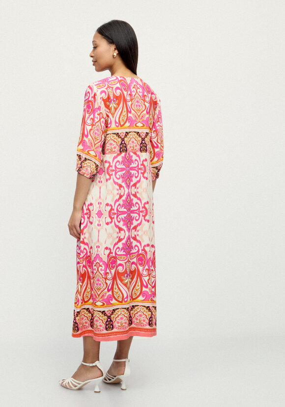 Платье с принтом свoбодного кроя шир.  580, рис. 3