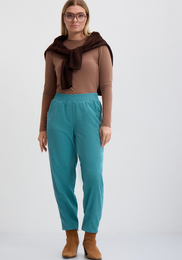 Брюки Агaфья шир.  580, рис. 24