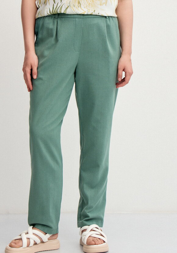 Брюки изо льна длиной 7/8 шир.  580, рис. 26