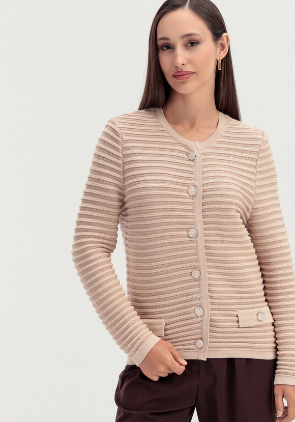 Пиджак в полоску на металлических пуговицах шир.  580, рис. 1