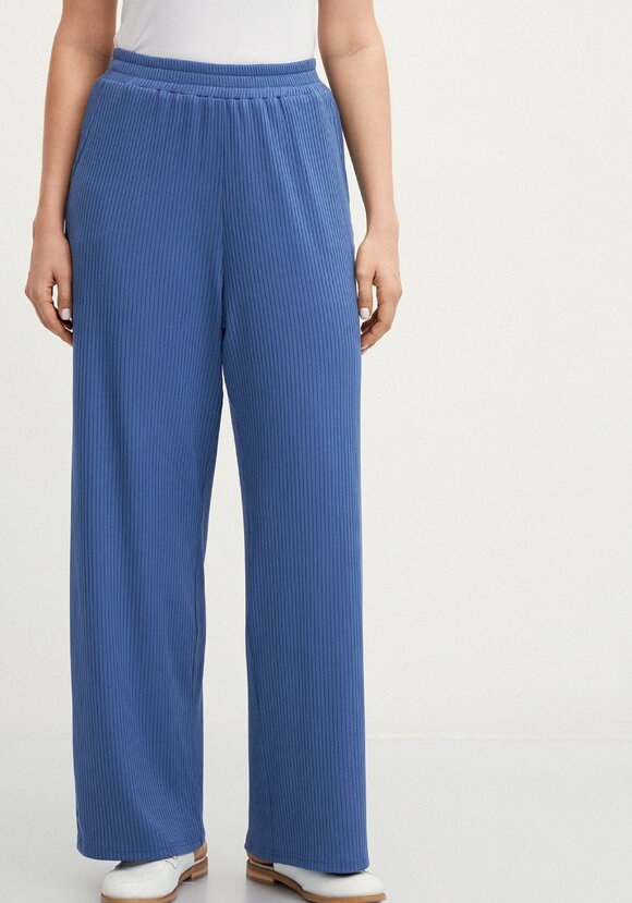 Брюки свободного кроя в рубчик шир.  580, рис. 20