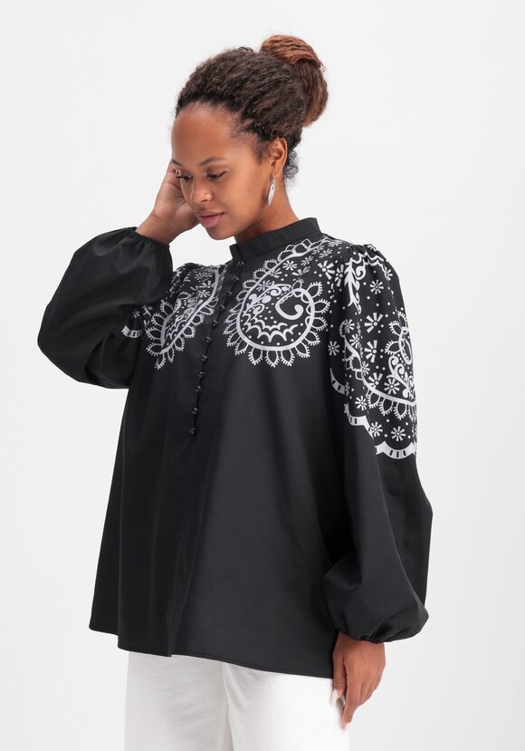 Блуза с этническим принтом шир.  580, рис. 7