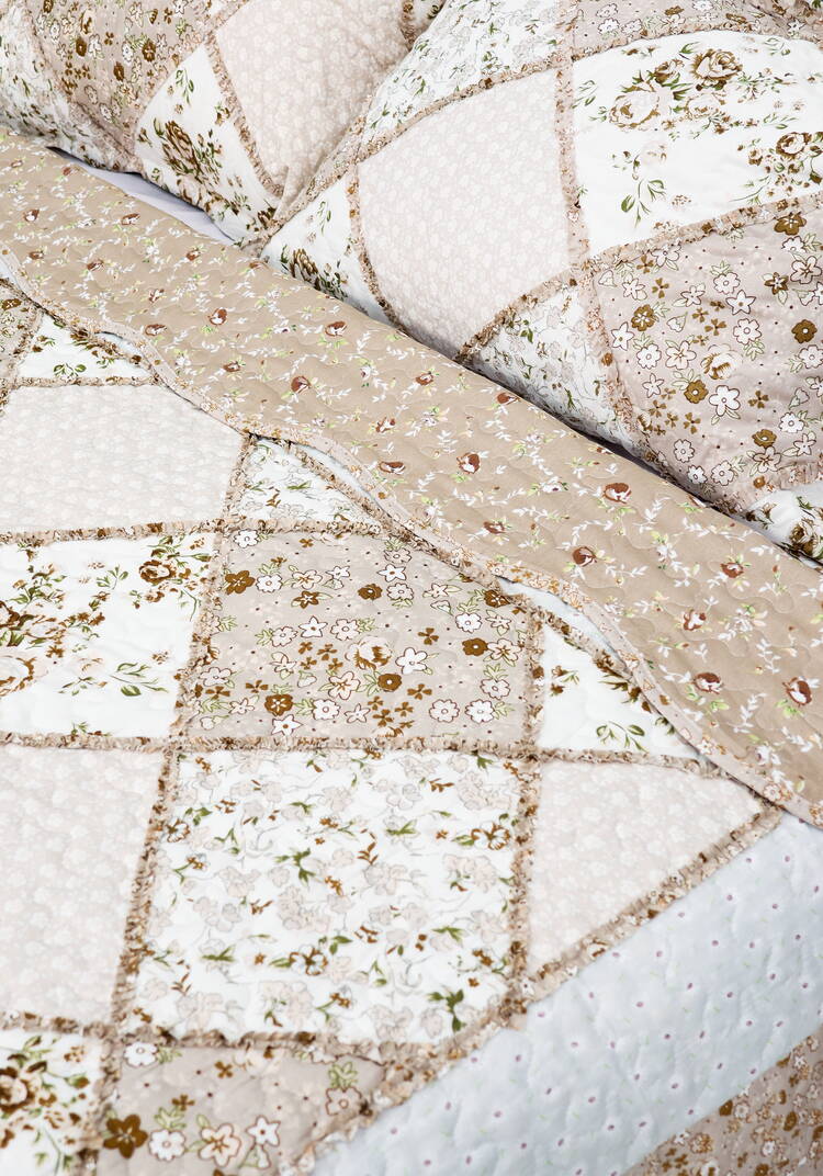 Покрывало с наволочками Печворк шир.  750, рис. 56