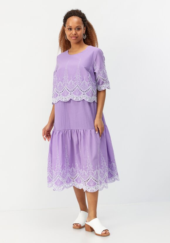 Платье свободного кроя с вышивкой шир.  580, рис. 29