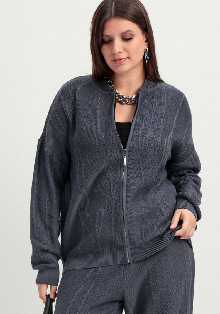 Бомбер с фактурным рисунком шир.  750, рис. 8