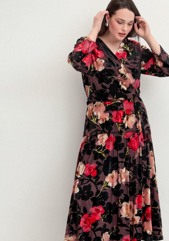 Платье с цветочным принтом на поясе шир.  580, рис. 7