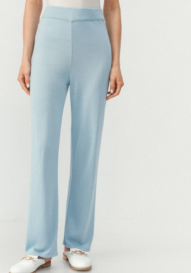 Костюм поло и брюки прямого кроя шир.  750, рис. 24