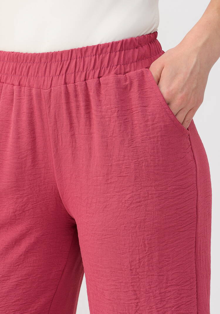 Брюки свободного кроя с боковыми карманами шир.  750, рис. 23